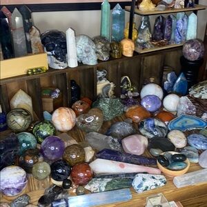 Random Crystal Pull - Medium Sphere